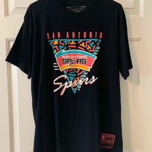 San Antonio Spurs shirt